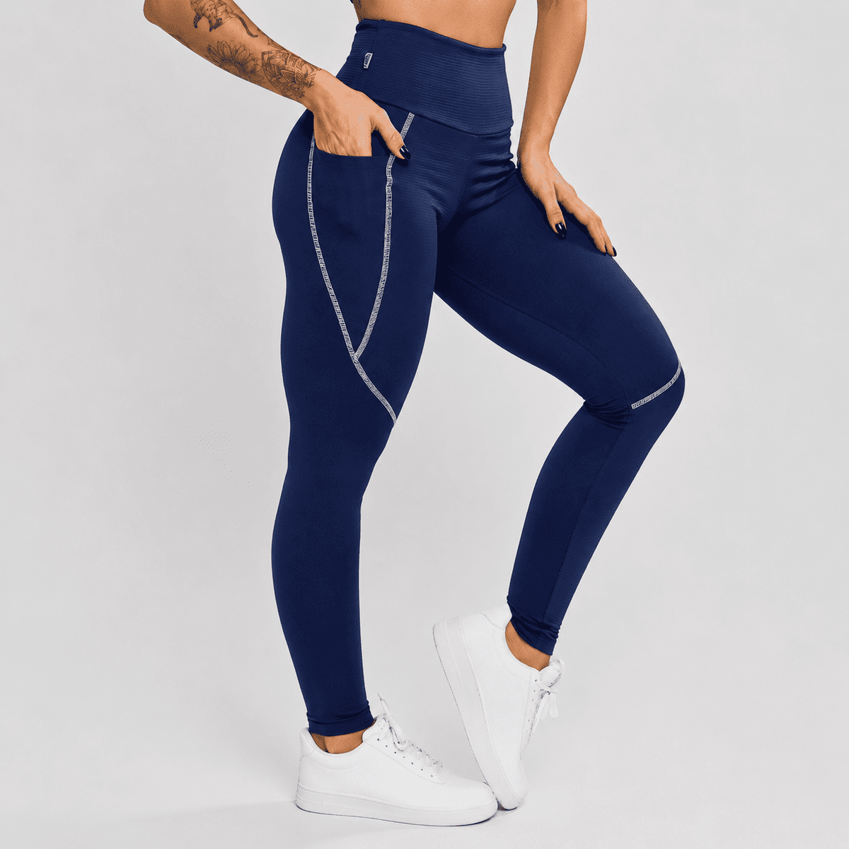 Slimzy Tech Pocket Leggings With Contrast Stitching – Navy Blue