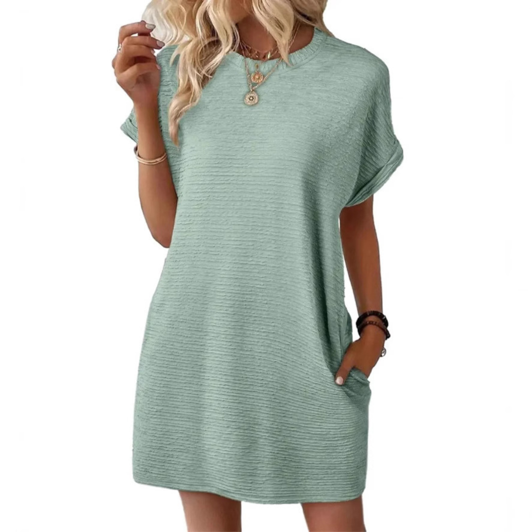Evasha | Women's Round-Neck Pocket Shift Dress — product image 3